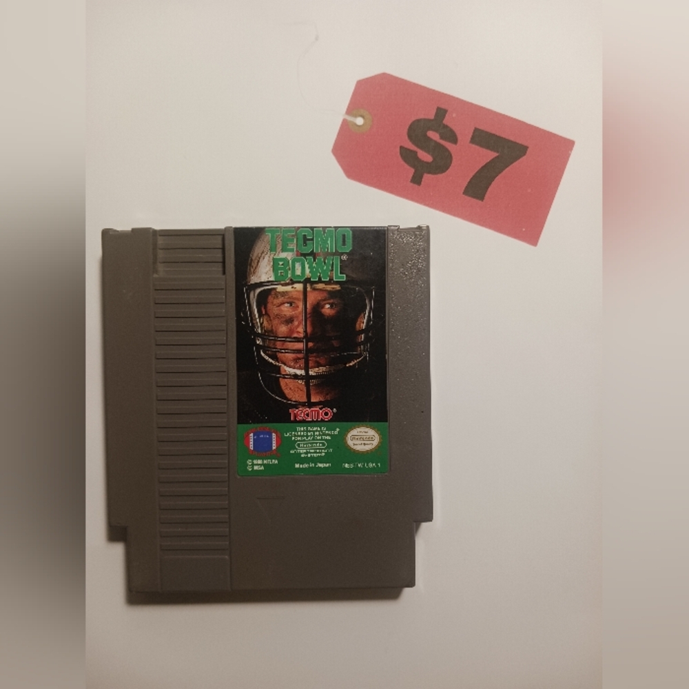 Tecmo Bowl 1988 NES Nintendo Football Game Cartridge with Sleeve
